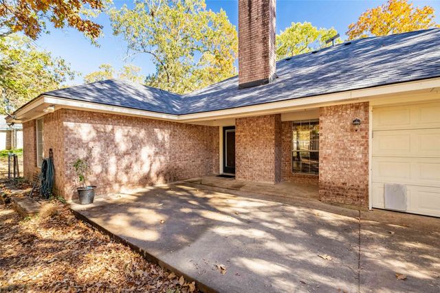 248 Butternut Lane, Powderly, TX 75473