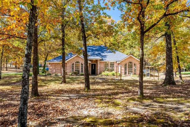 248 Butternut Lane, Powderly, TX 75473
