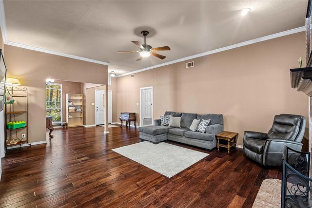 248 Butternut Lane, Powderly, TX 75473