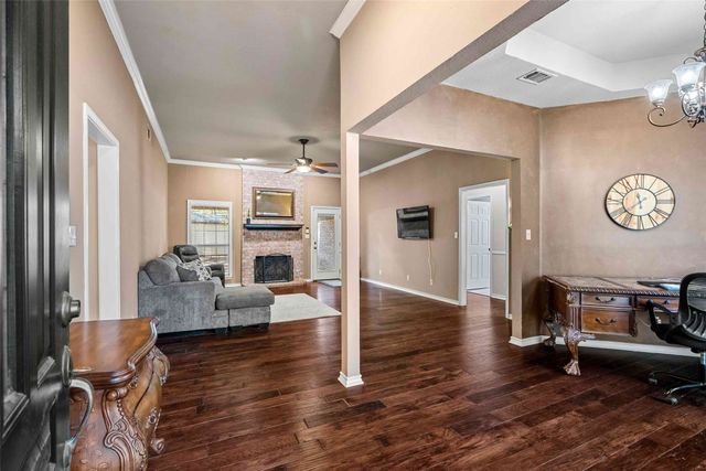 248 Butternut Lane, Powderly, TX 75473