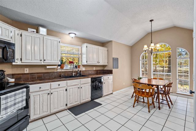 248 Butternut Lane, Powderly, TX 75473