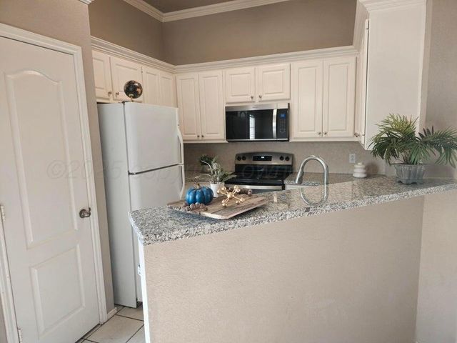 1918 75th Street, Lubbock, TX 79423