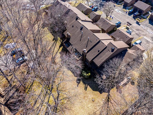 133 Oakmont Court, Edison, NJ 08820