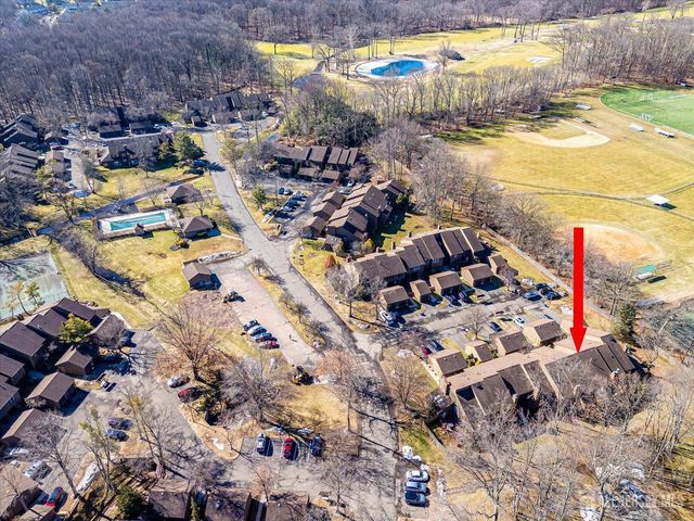 133 Oakmont Court, Edison, NJ 08820