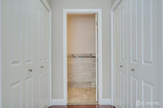 133 Oakmont Court, Edison, NJ 08820