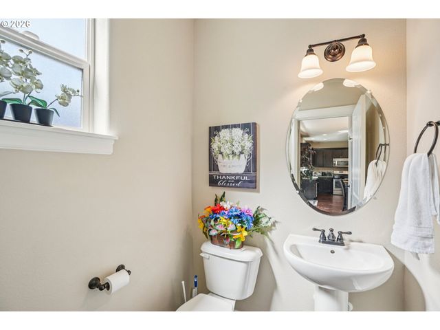 16958 Sw KAVITT Ln, Beaverton, OR 97078