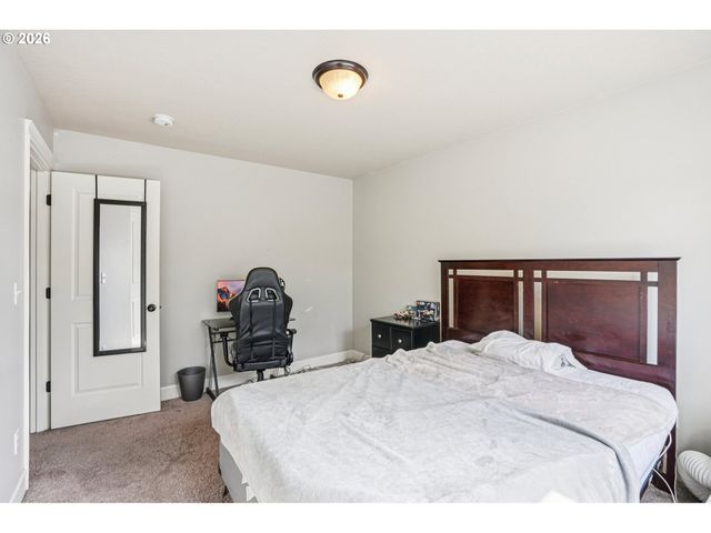 16958 Sw KAVITT Ln, Beaverton, OR 97078