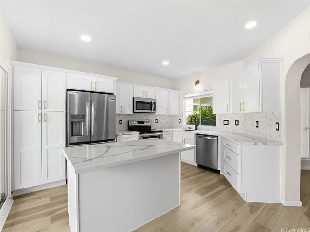 91-950 Laaulu Street 42E, Ewa Beach, HI 96706