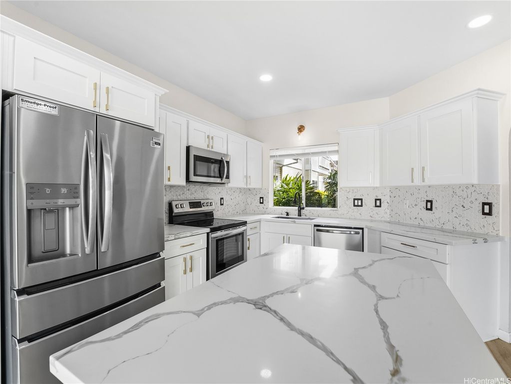 91-950 Laaulu Street 42E, Ewa Beach, HI 96706