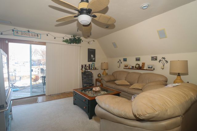 35828 N Marine Drive, Fox Lake, IL 60020