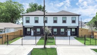 8406 Parnell Street A/B, Houston, TX 77051