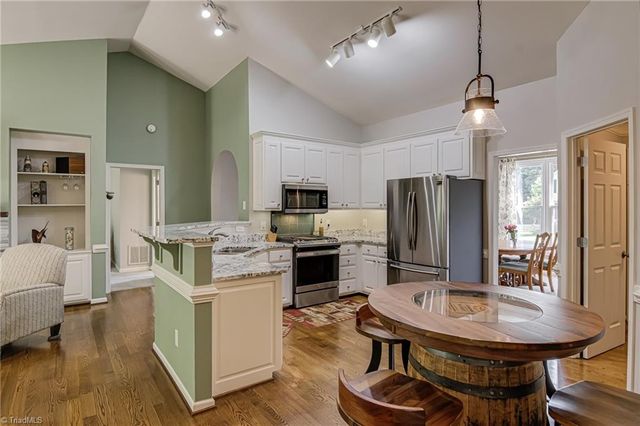 5612 Old Fox Trail, Greensboro, NC 27407