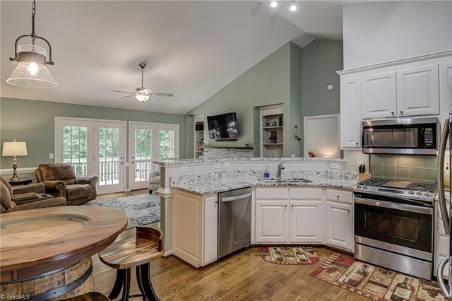 5612 Old Fox Trail, Greensboro, NC 27407