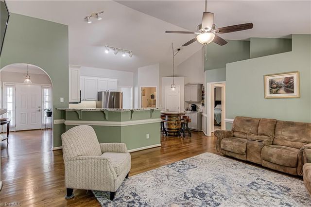 5612 Old Fox Trail, Greensboro, NC 27407