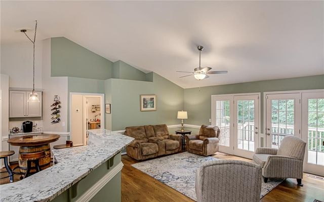 5612 Old Fox Trail, Greensboro, NC 27407