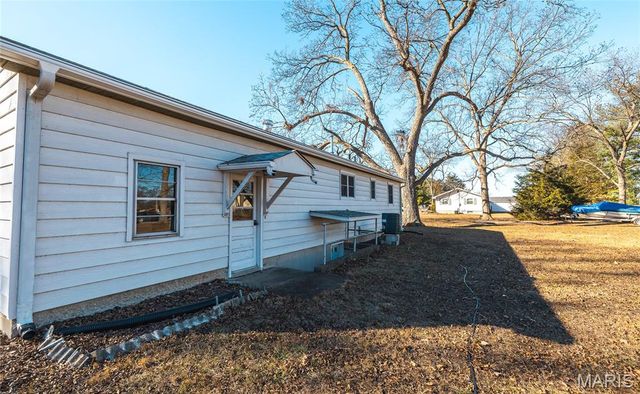 1220 4th Street, Portage Des Sioux, MO 63373