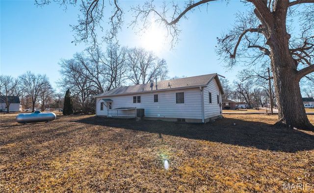 1220 4th Street, Portage Des Sioux, MO 63373