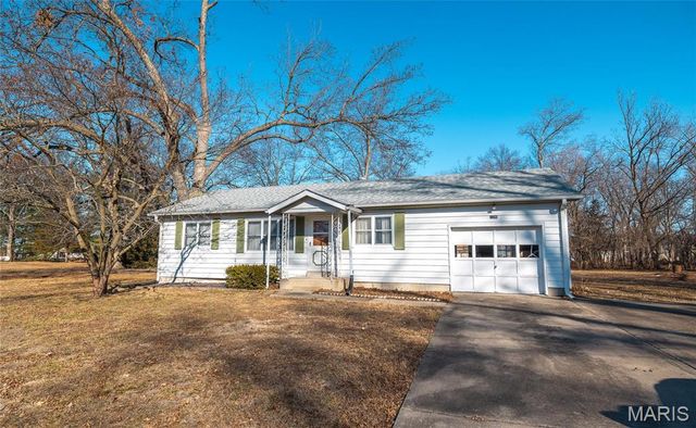 1220 4th Street, Portage Des Sioux, MO 63373