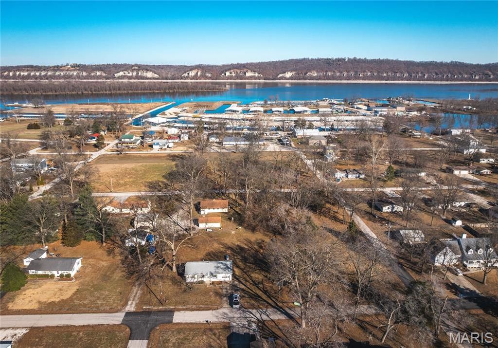 1220 4th Street, Portage Des Sioux, MO 63373