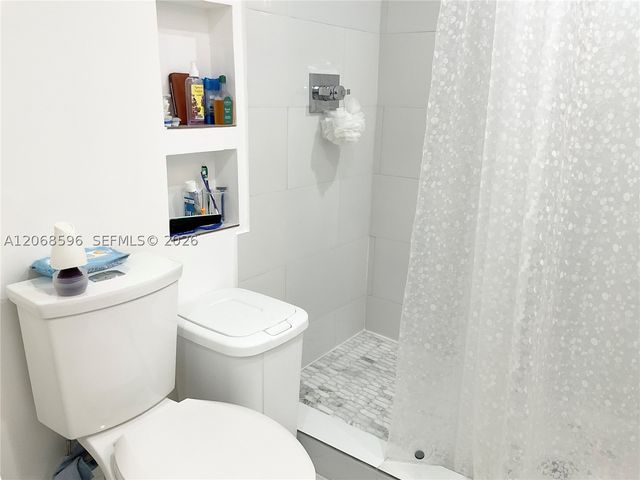 161 NW 145th St, Miami, FL 33168
