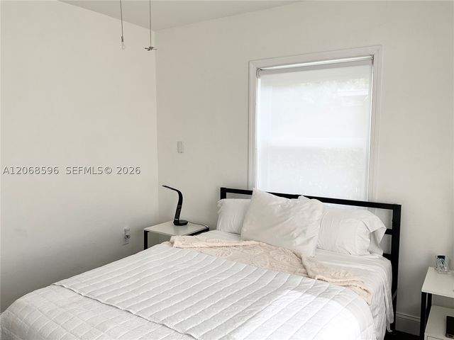 161 NW 145th St, Miami, FL 33168