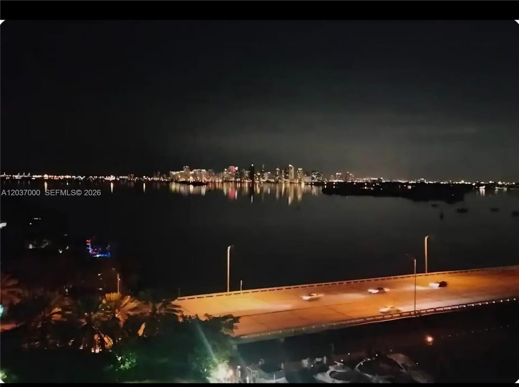7904 W Dr 1011 1011, North Bay Village, FL 33141