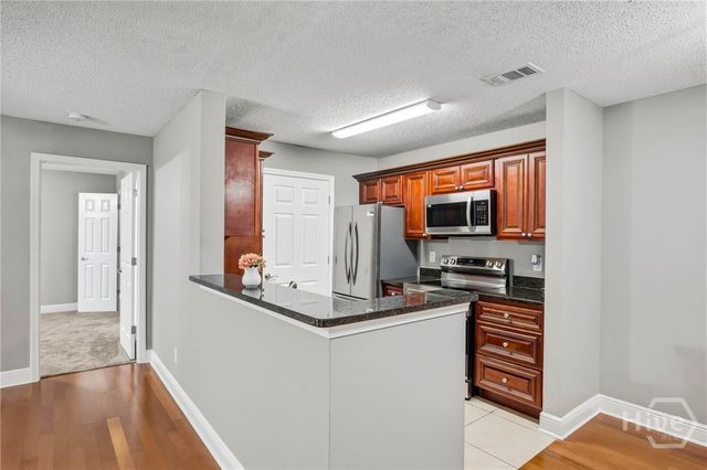 6208 Santa Fe Parkway, Sandy Springs, GA 30350