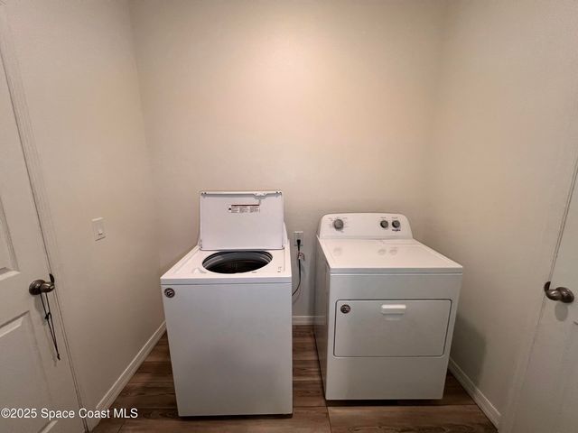 1031 Grapefruit Road SE, Palm Bay, FL 32909