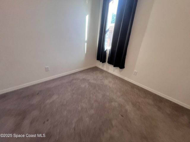 1031 Grapefruit Road SE, Palm Bay, FL 32909