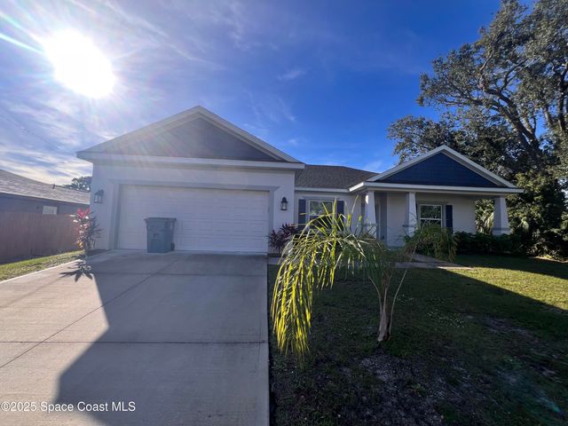 1031 Grapefruit Road SE, Palm Bay, FL 32909
