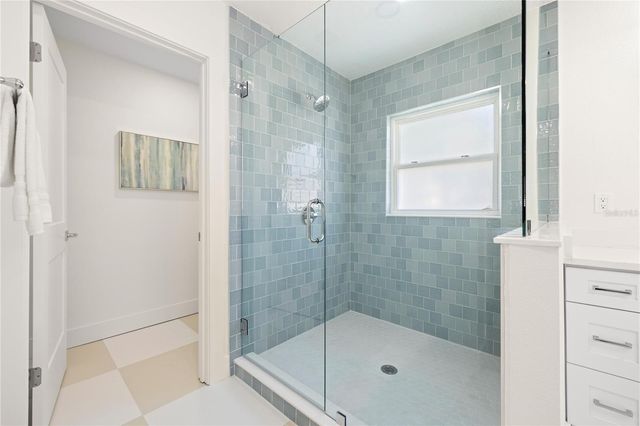 2117 S WEST SHORE BOULEVARD, Tampa, FL 33629