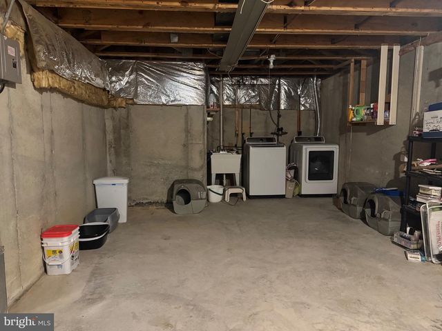 14206 OXFORD DR, Laurel, MD 20707