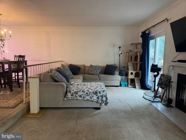 14206 OXFORD DR, Laurel, MD 20707