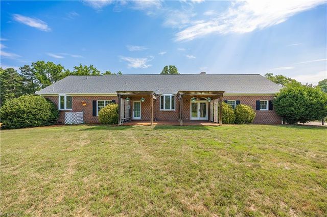 456 Nassau Trail, Asheboro, NC 27205