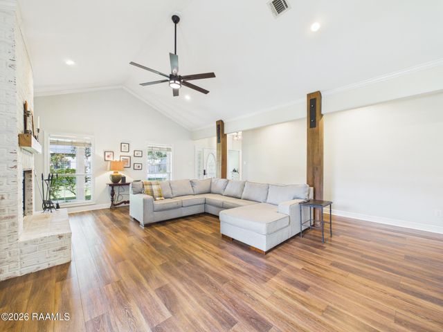 118 Kentucky Lane, Lafayette, LA 70507