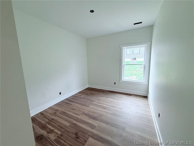1405 Mount Zion, Henryville, IN 47126