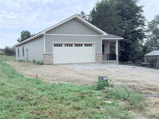 1405 Mount Zion, Henryville, IN 47126