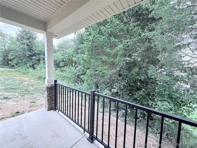 1405 Mount Zion, Henryville, IN 47126