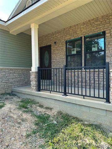 1405 Mount Zion, Henryville, IN 47126