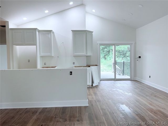 1405 Mount Zion, Henryville, IN 47126
