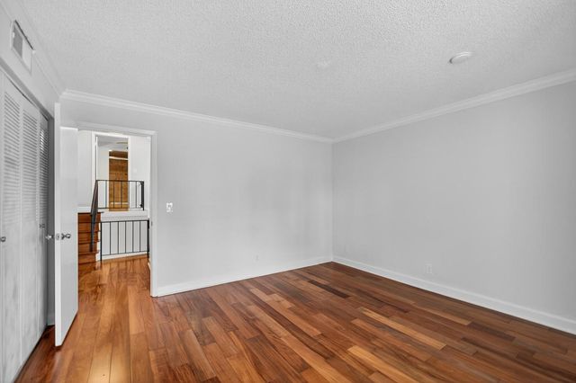 382 Golfview Road C, North Palm Beach, FL 33408