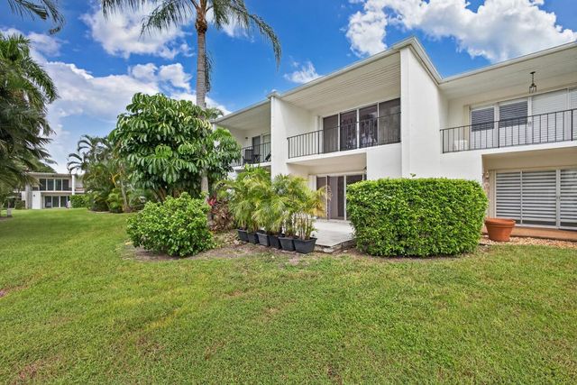 382 Golfview Road C, North Palm Beach, FL 33408