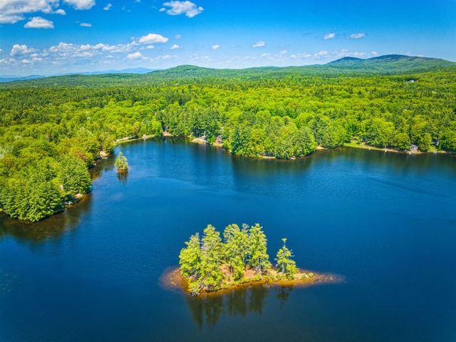 408 Brown Hill Road, Belmont, NH 03220