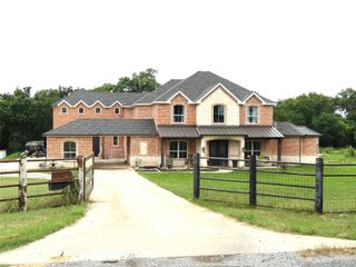 1851 Durning Road, Van Alstyne, TX 75495