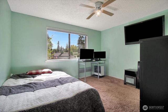 6706 22nd Drive NE, Marysville, WA 98271