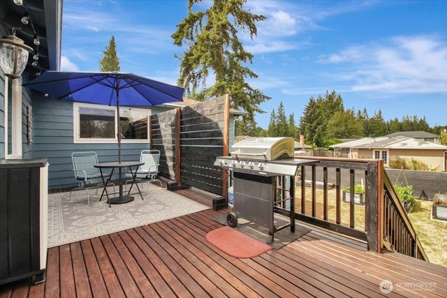 6706 22nd Drive NE, Marysville, WA 98271