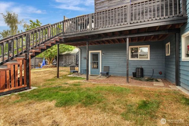 6706 22nd Drive NE, Marysville, WA 98271