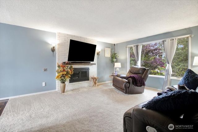 6706 22nd Drive NE, Marysville, WA 98271