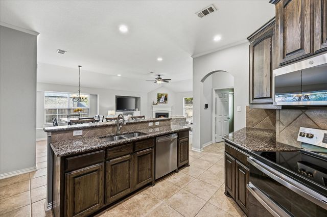 903 Windham Drive, Rockwall, TX 75087