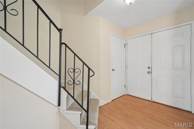 1426 Willow Brook Cove, St Louis, MO 63146